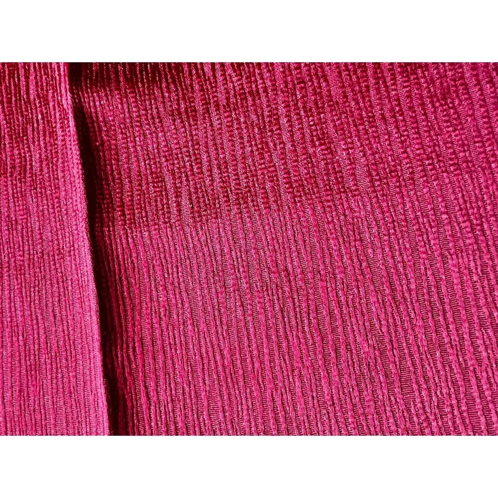 Set Of 4 Red Textured Cloth Napkins 17